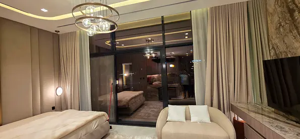 Fully furnished studio, near trade center, direct from owner, no commission