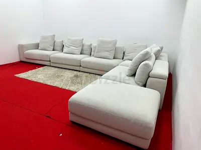 Like new condition Chattlesmore sofa