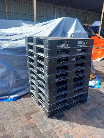 plastic sale pallets