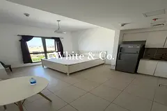 Vacant | Spacious Unit | Fully Furnished