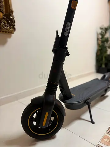Ninebot max g2