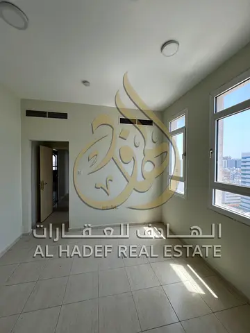 للإيجار السنوي في المجرة – الشارقة! غرفة وصالة "مساحات ممتازة" – موقع حيوي – السعر 27 ألف – حتى 6 دفعات
