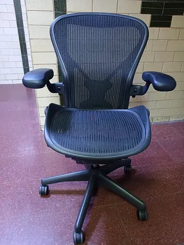For Sale Aeron Herman Miller Office Chair type B Fully Loaded for sale ultimate comfort