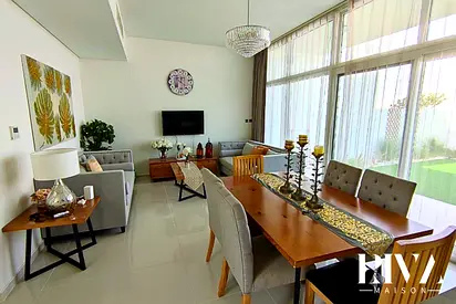 AMAZING 4 BEDROOM VILLA FOR SALE | SINGLE ROW