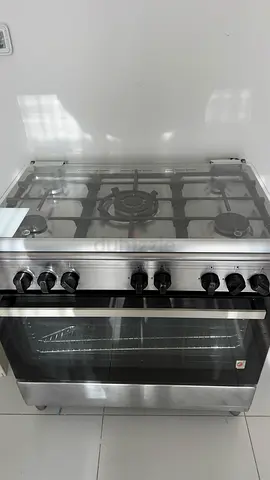 Used 5-Burner Built-in Gas Hob (Stainless Steel) - Good Working Condition