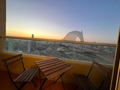 Studio Furnished | 100% Lake View | High Floor | Ready to Move In