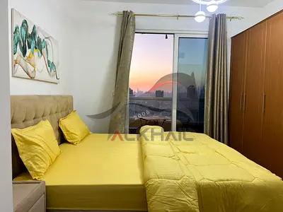 Ready to Move In | Studio Furnished | 100% Lake View | High Floor