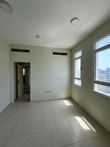 Spacious 1BR Apartment with 2 Bathrooms for Rent in Al Majarah, Sharjah