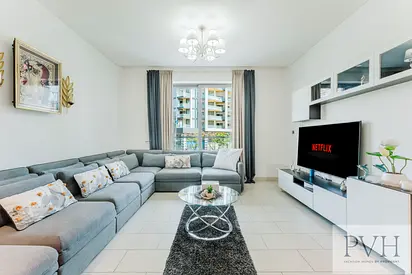 TAXES INCLUDED | FULLY FURNISHED | MINUTES FROM DOWNTOWN