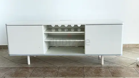 Tv trolly