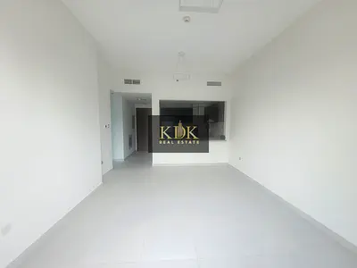 Low Price | Multiple Cheques| Next to Park