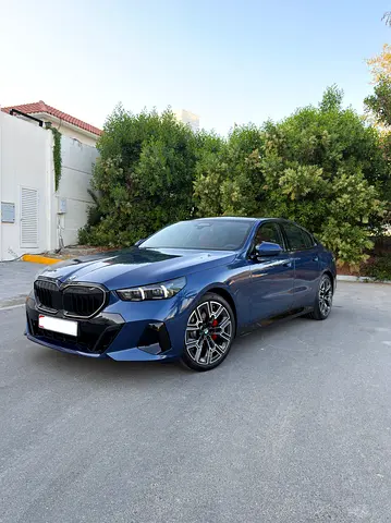 BMW 520i M Sport - 5 Years Warranty - 5 Years Free Service - Free insurance  Window tint