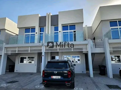 Best Deal | Spacious 1BR | Ground Floor | Ready