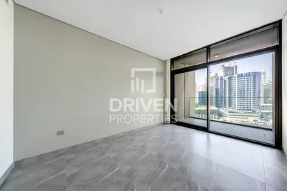 New Building | Close to Metro Station | Vacant