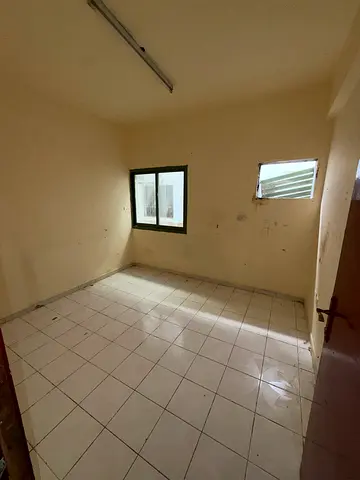 No Cash deposit 1bhk flat available in lowest price