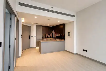 High-Floor 1BR | Regalia by Deyaar | Downtown City View