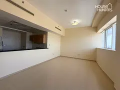 Brand new | Mid floor | Open plan with balcony