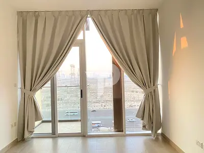 Modern Studio | Skyline Views | Prime Location