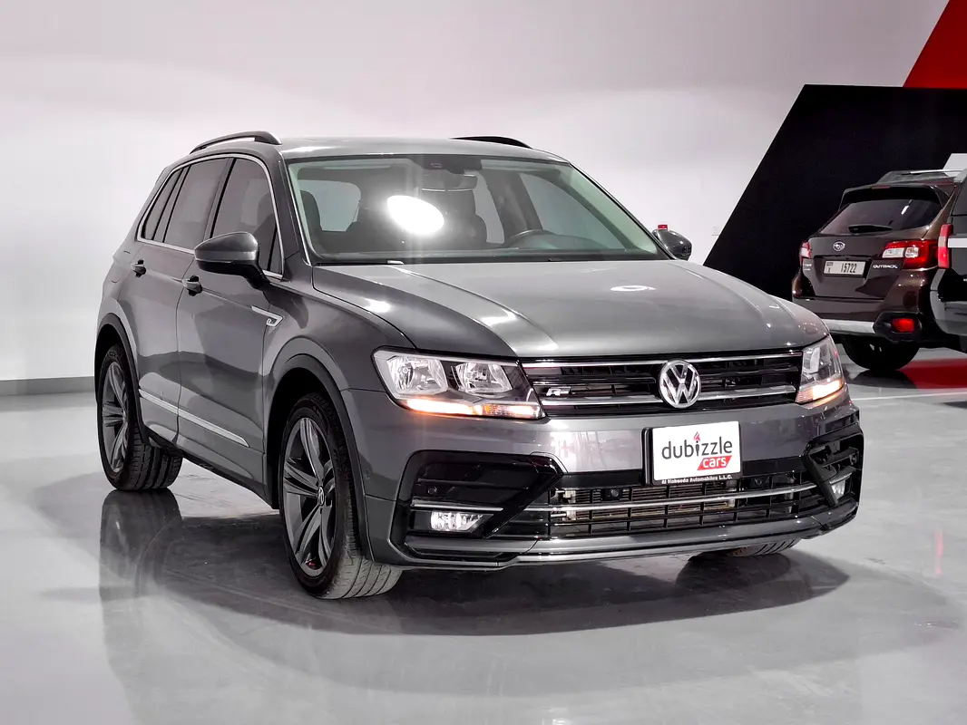 Volkswagen Tiguan 2020 — photo 1 of 15
