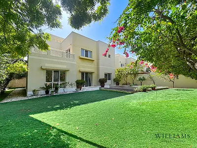 OPPOSITE LAKE | UPGRADED | AVAILABLE JUNE
