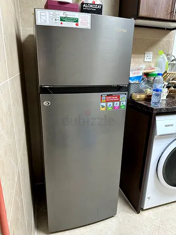 ثلاجة