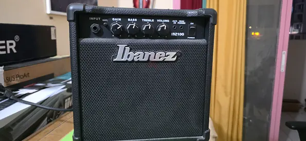 Ibanez Compact Guitar Amplifier (Practice Amp) - Good Condition