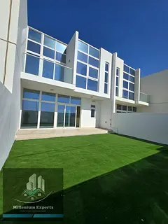 LUXURY SPACIOUS 4 BEDROOMS | SINGLE ROW | OPEN KITCHEN | UNFURNISHED FOR RENT | READY TO MOVE