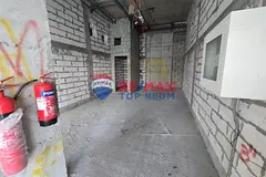 High Visibility Retail | Between Boulevard &amp; Lagoon | High Footfall