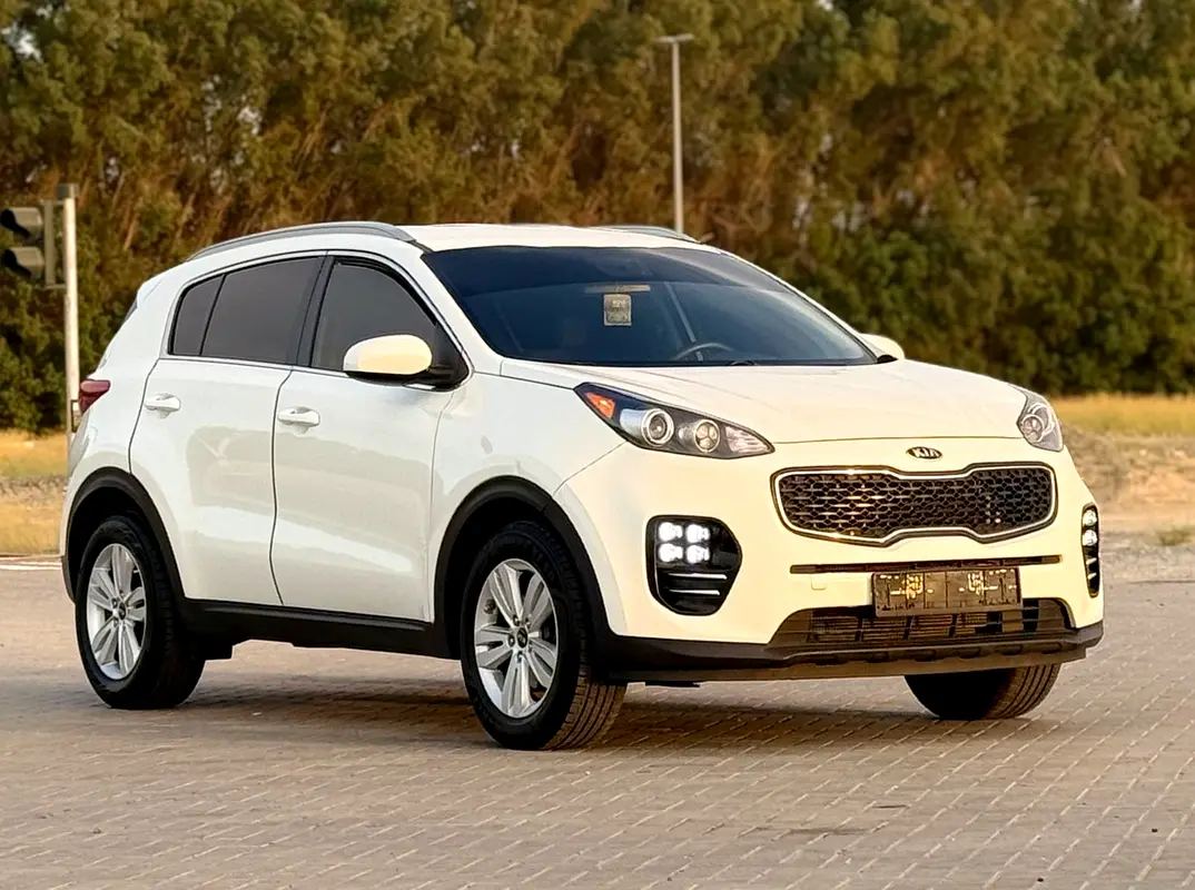 Kia Sportage 2018 — photo 1 of 13