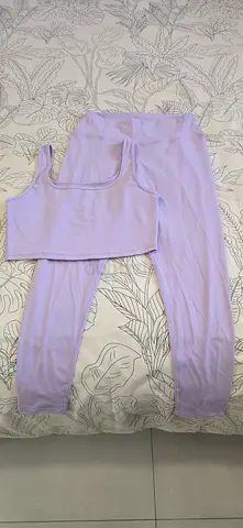 Light Purple Womens Two-Piece Active/Loungewear Set (Crop Top + High-Waist Joggers) - Size XL