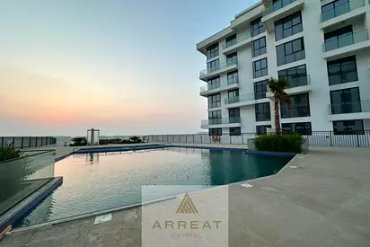 Brand New| Best Community Living | Sea &amp; Pool Access