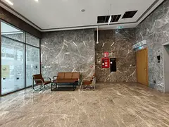 🔥 Spacious 3BHK | 4 Washrooms | All Amenities Included | Oud Metha 🔥