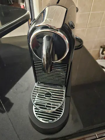 Nespresso Citiz almost brand new