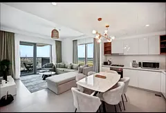 Private Room in 2bhk in Downtown- 30 secs from Dubai Mall- immediate move in