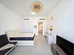 MODERN STUDIO APARTMENT | FLEXIBLE CHEQUES | COVERED PARKING