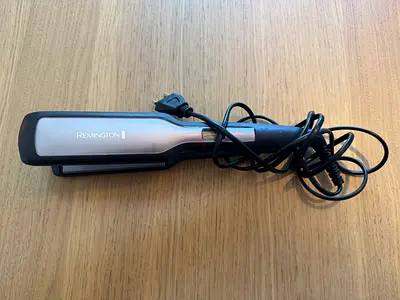 Remington Hair Straightener - Used, Good Working Condition