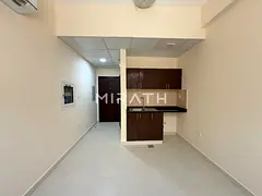 SPACIOUS COMMERCIAL OFFICE AVAILABLE AL DAGHAYA DEIRA