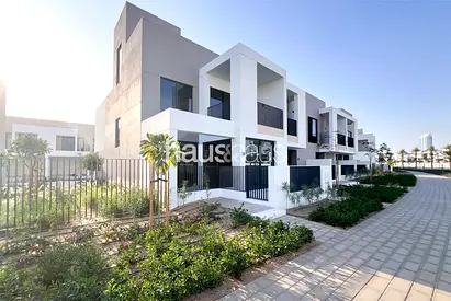 Area Expert | Single Row | 4 Bedrooms
