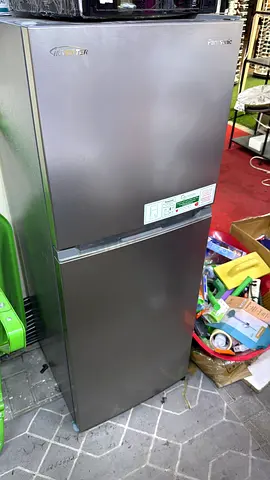 Single-door refrigerator / freezer - good working condition I buy 1100 I need 550