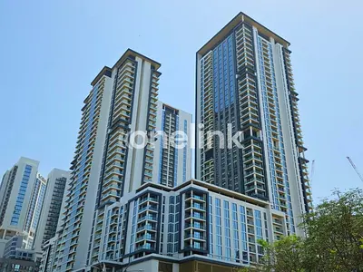 3BR | HIGH FLOOR | UNFURNISHED
