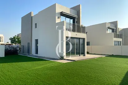 Corner Villa | Massive Plot | Golf Community