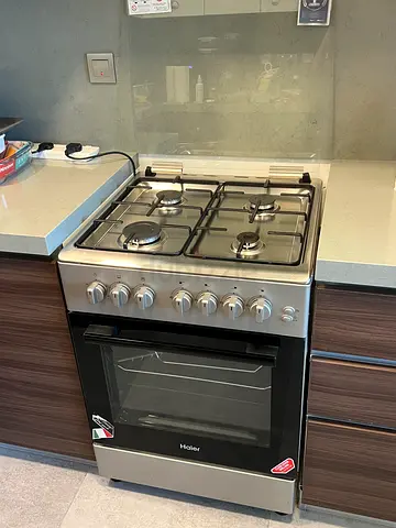 Haier gas cooker with oven - great condition