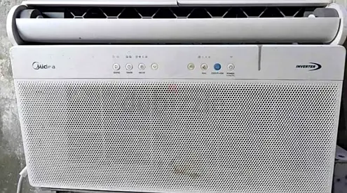 AC Almost New Inverter Type 2 Ton