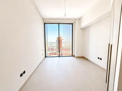 Creek and Lagoon View| High Floor| Spacious