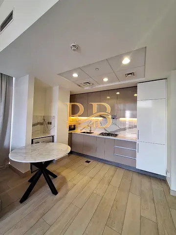 Spacious 1 Bedroom | Mid Floor | Chiller free | Ready to Move
