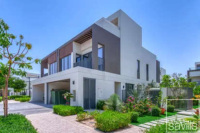 Fully Extended | Internally Located | Large Plot