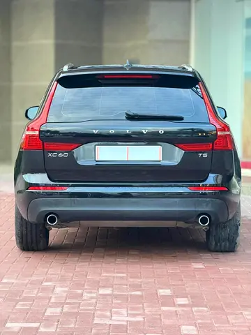 صورة 4 لـ 2020 Volvo XC60
