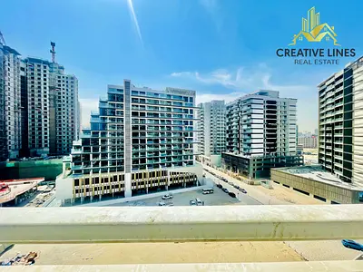 No Commission!! Studio Ready to Move!! Big Layout!! All Amenities