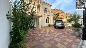 Investment villa for sale in Al Muwaihat 1 | 5,000 sq ft | 5 master bedrooms | Majlis and 2 living r