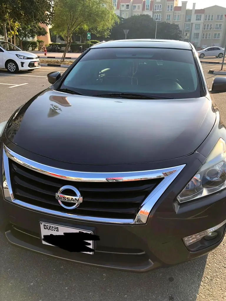 Nissan Altima 2014 — photo 1 of 7